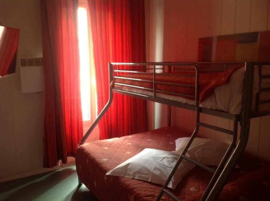 Untalented Hotel - Villette باريس المظهر الخارجي الصورة